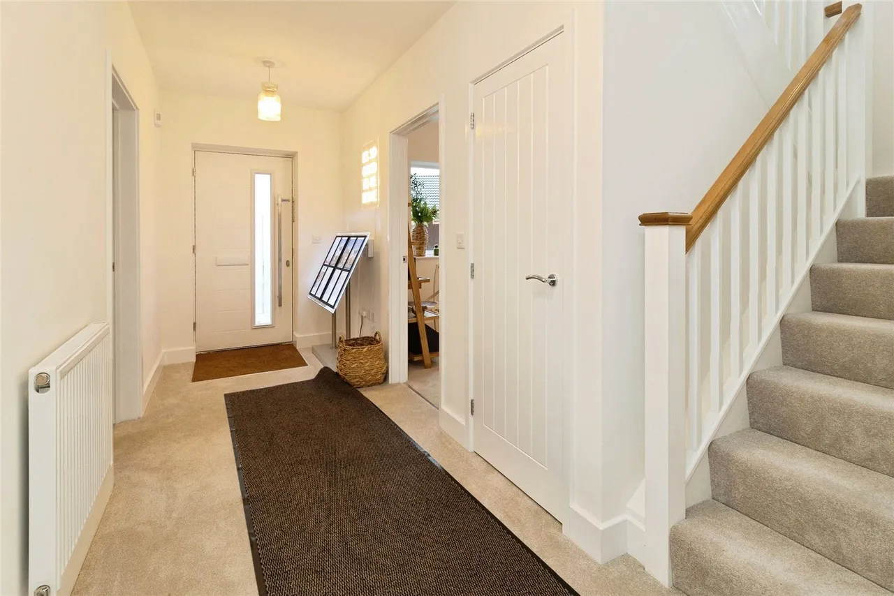 Newton Road, Stoke Hammond, Milton Keynes, Buckinghamshire, MK17, photo 13