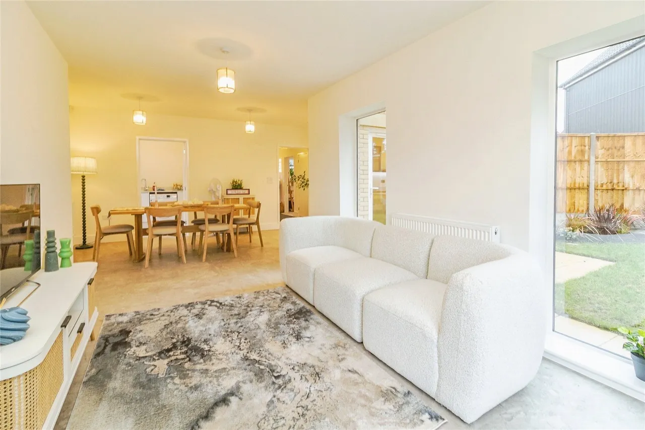 Newton Road, Stoke Hammond, Milton Keynes, Buckinghamshire, MK17, photo 4