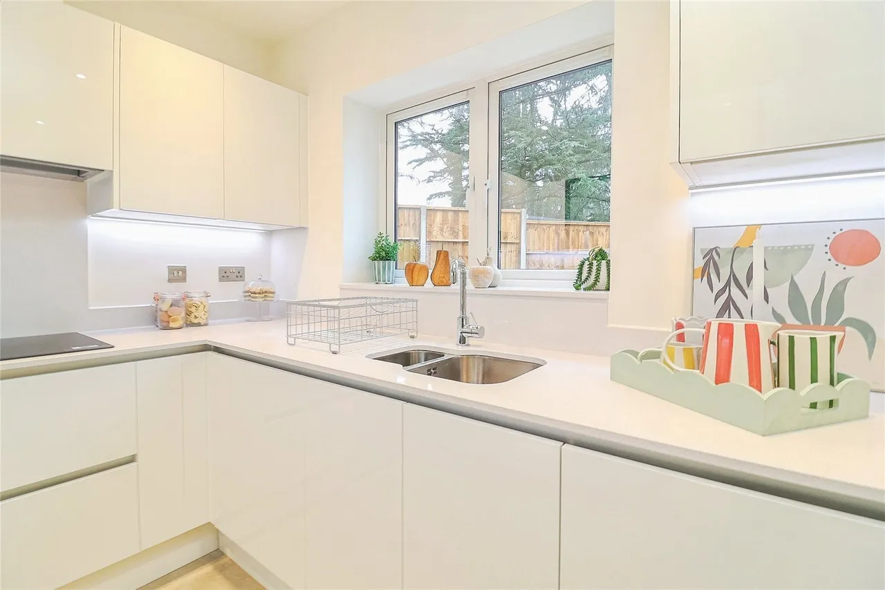 Newton Road, Stoke Hammond, Milton Keynes, Buckinghamshire, MK17, photo 8
