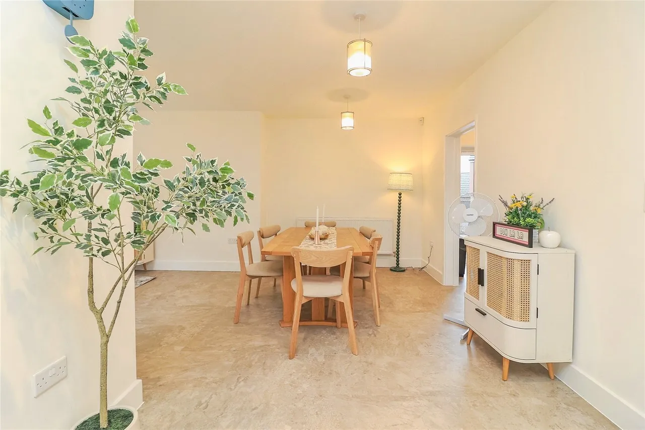 Newton Road, Stoke Hammond, Milton Keynes, Buckinghamshire, MK17, photo 6
