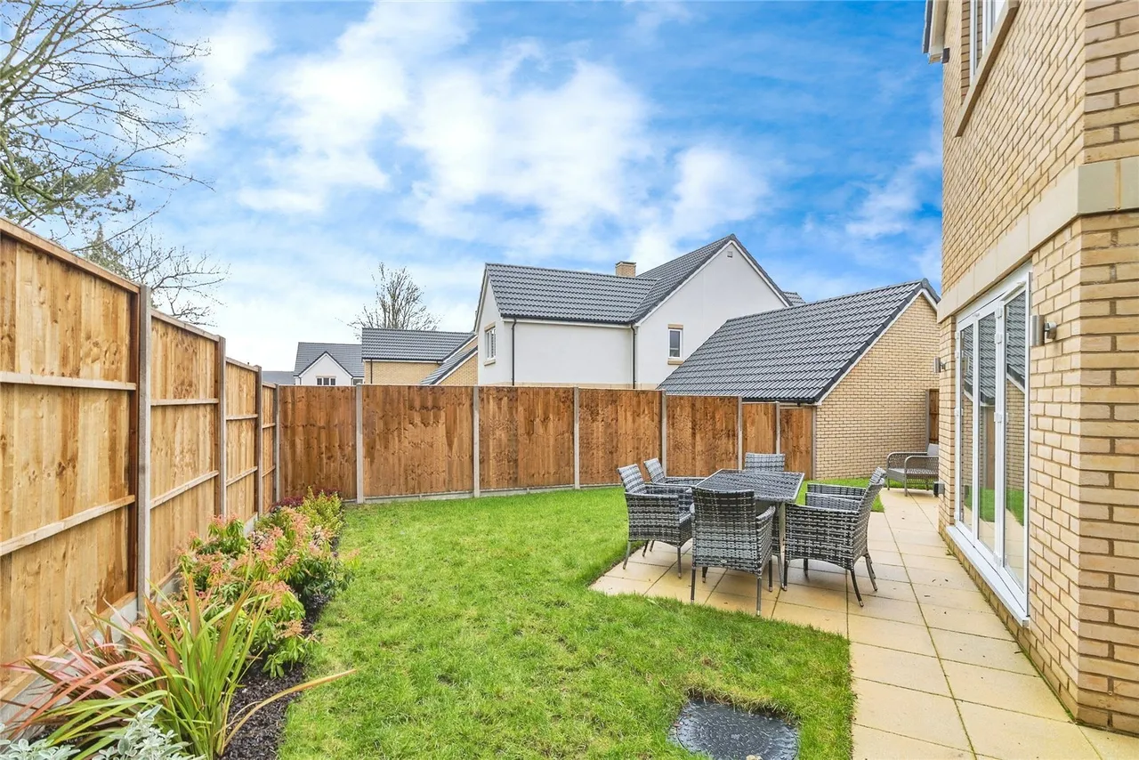 Newton Road, Stoke Hammond, Milton Keynes, Buckinghamshire, MK17, photo 28