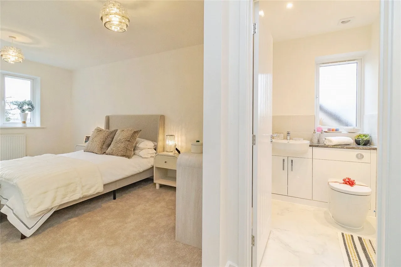 Newton Road, Stoke Hammond, Milton Keynes, Buckinghamshire, MK17, photo 18