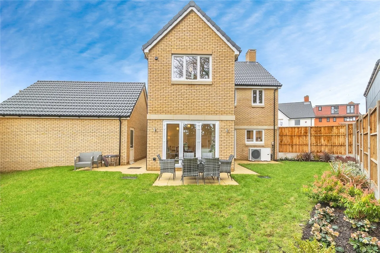 Newton Road, Stoke Hammond, Milton Keynes, Buckinghamshire, MK17, photo 27