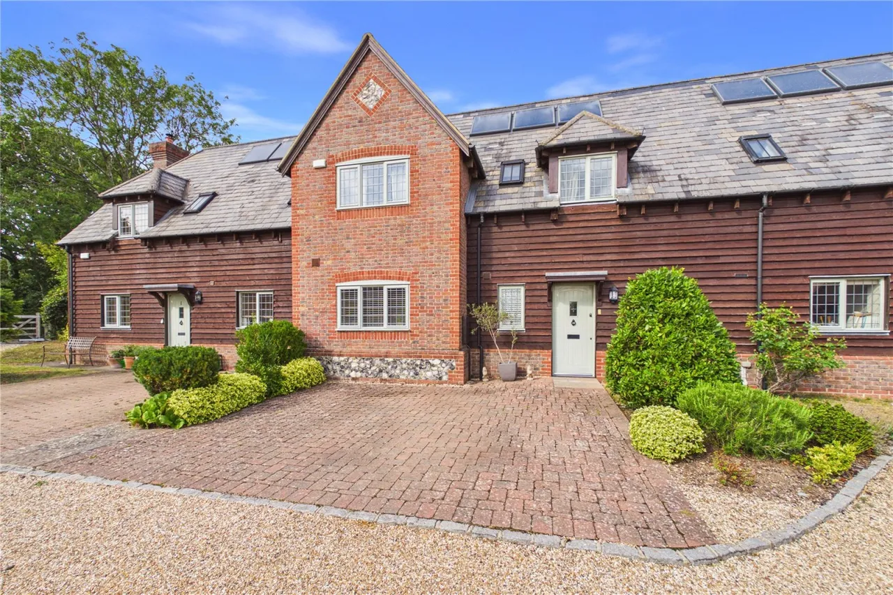 3 bed house for sale, Harts Hill Road, Thatcham, RG18