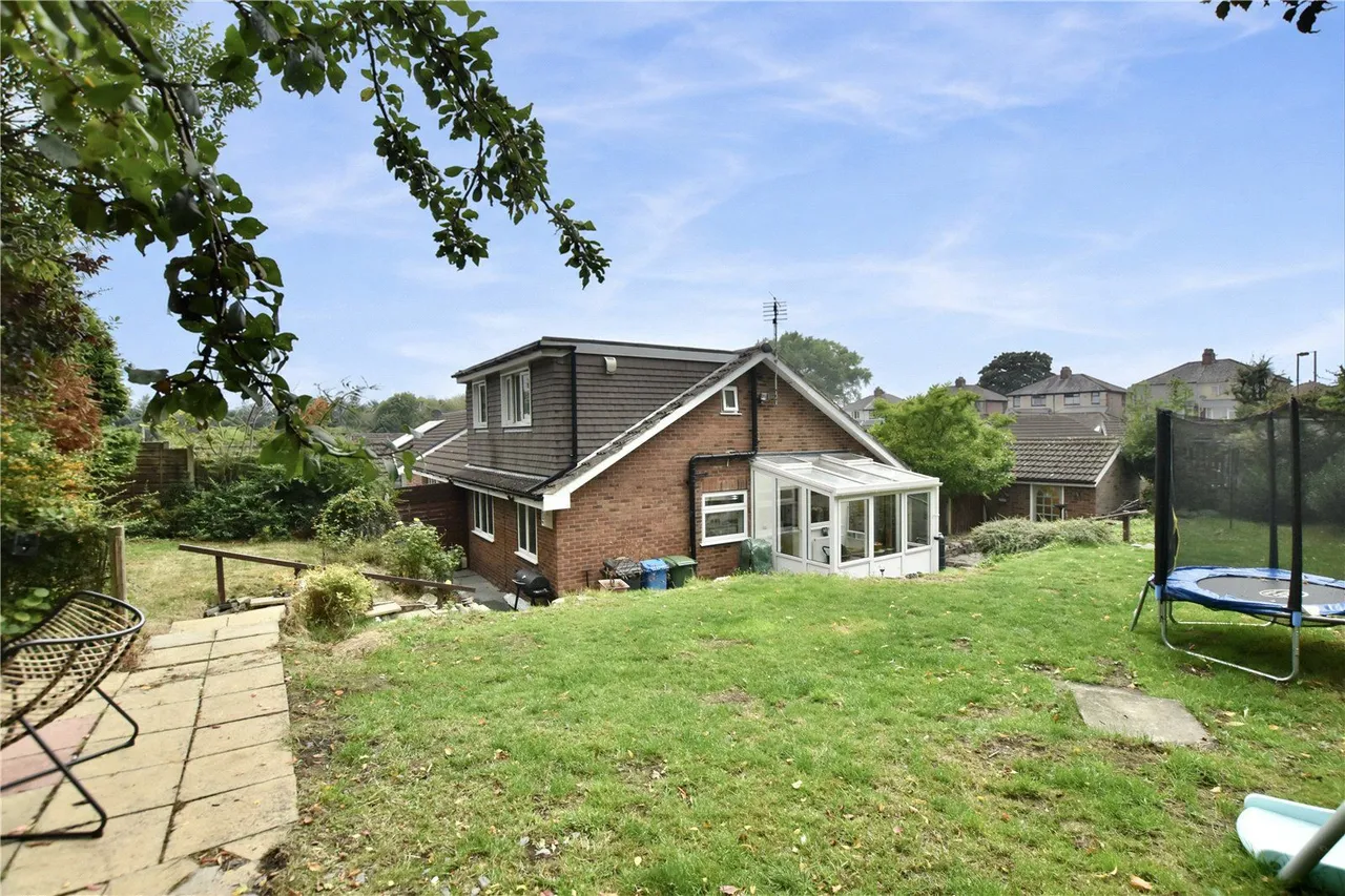 3 bed house for sale, Cherwell Close, Oldham, OL8