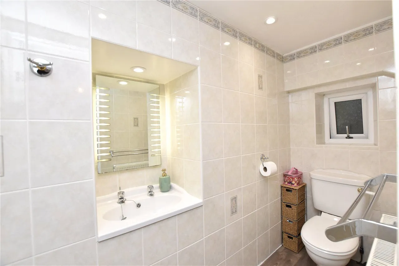 Cherwell Close, Oldham, OL8, photo 15