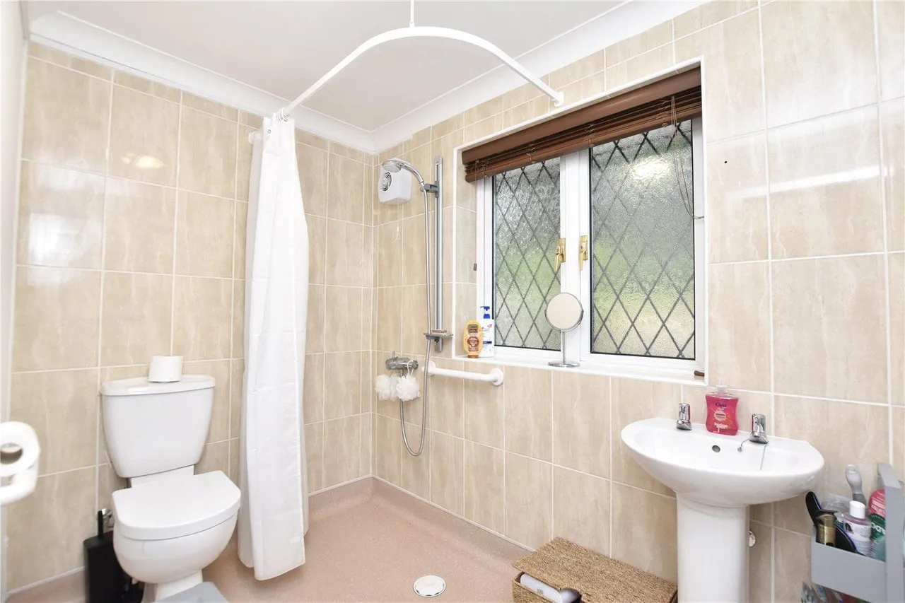 Cherwell Close, Oldham, OL8, photo 9