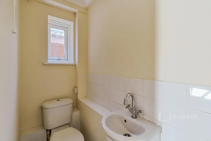 College Road, Southwater, RH13, photo 17