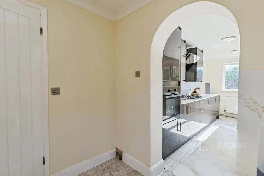 College Road, Southwater, RH13, photo 6