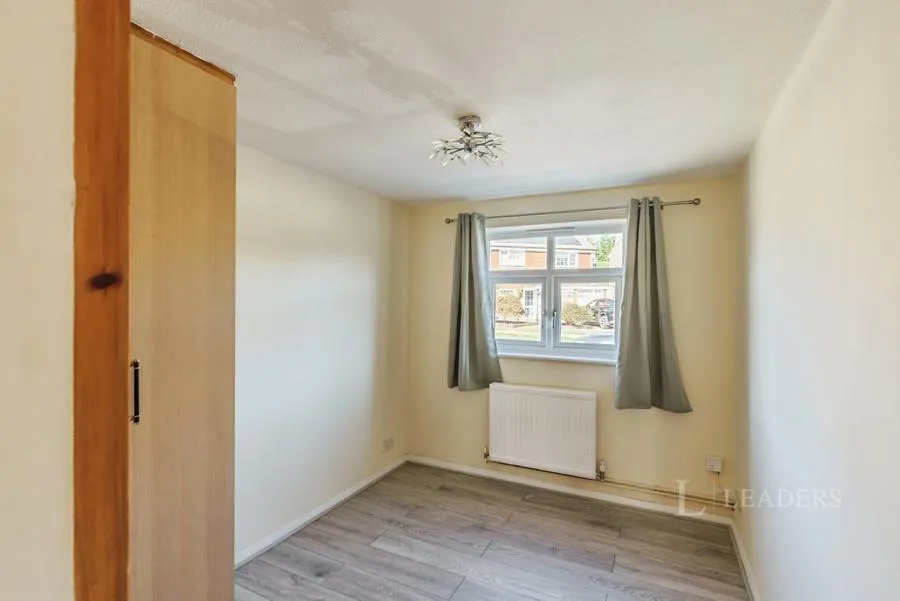 College Road, Southwater, RH13, photo 16