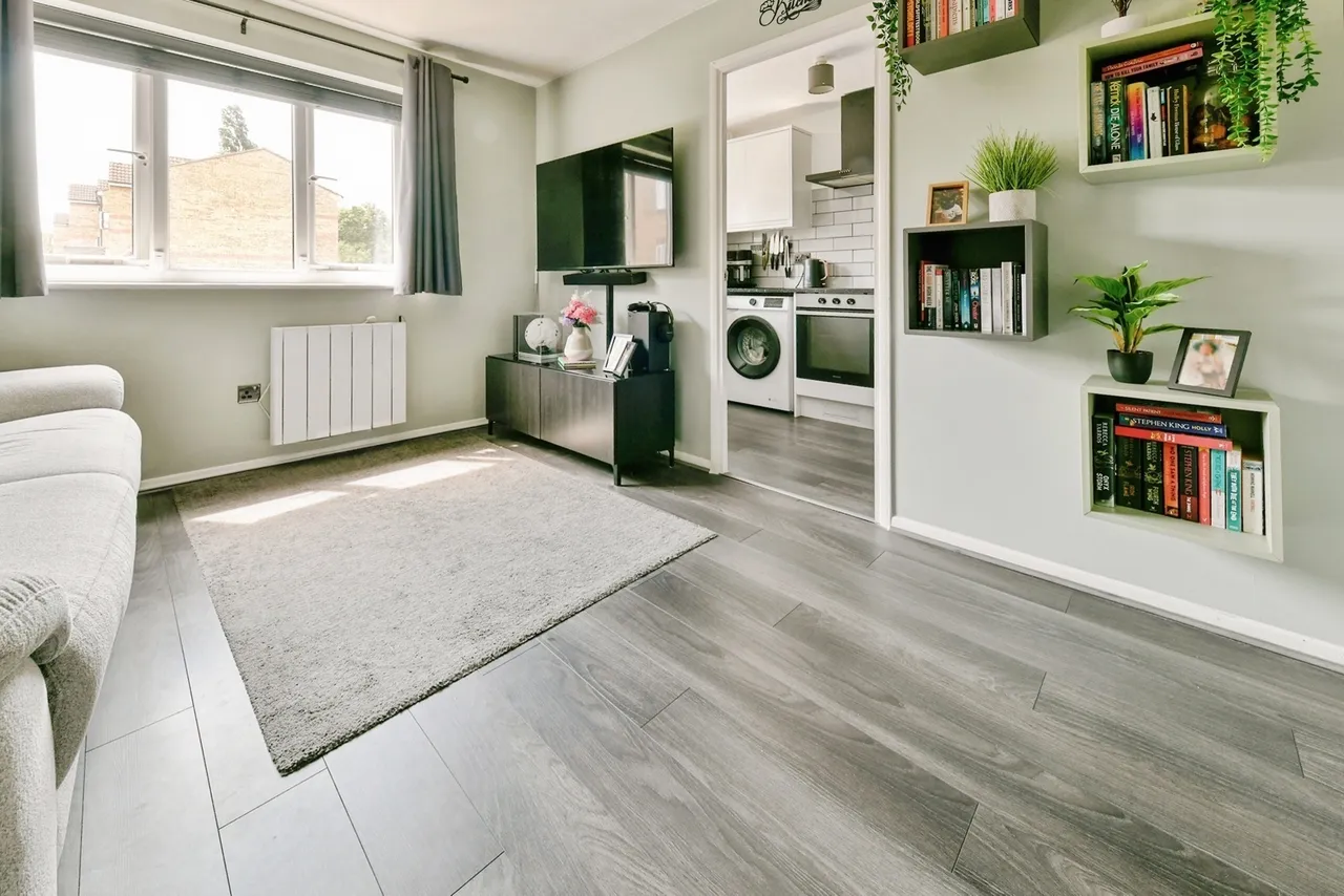 Prestatyn Close, Stevenage, Hertfordshire, SG1, photo 3