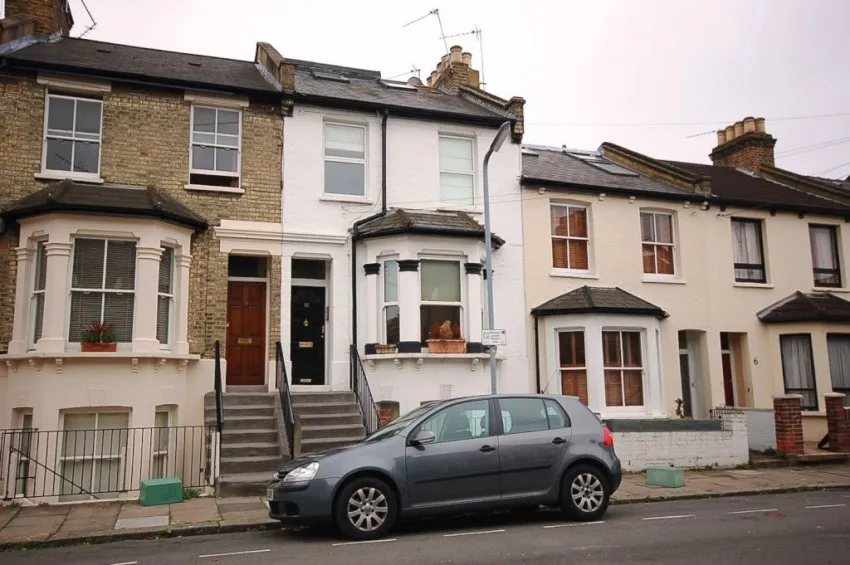 Coombe Road, Chiswick, photo 4
