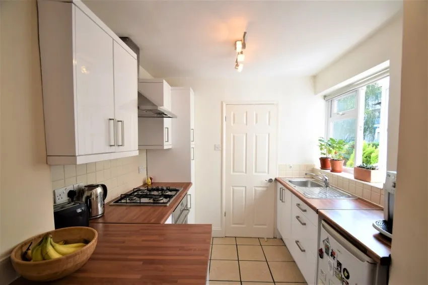 Coombe Road, Chiswick, photo 3