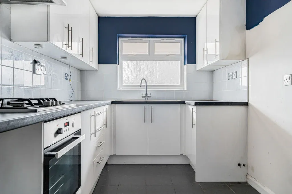 Regent Street, Bletchley, MK2, photo 20