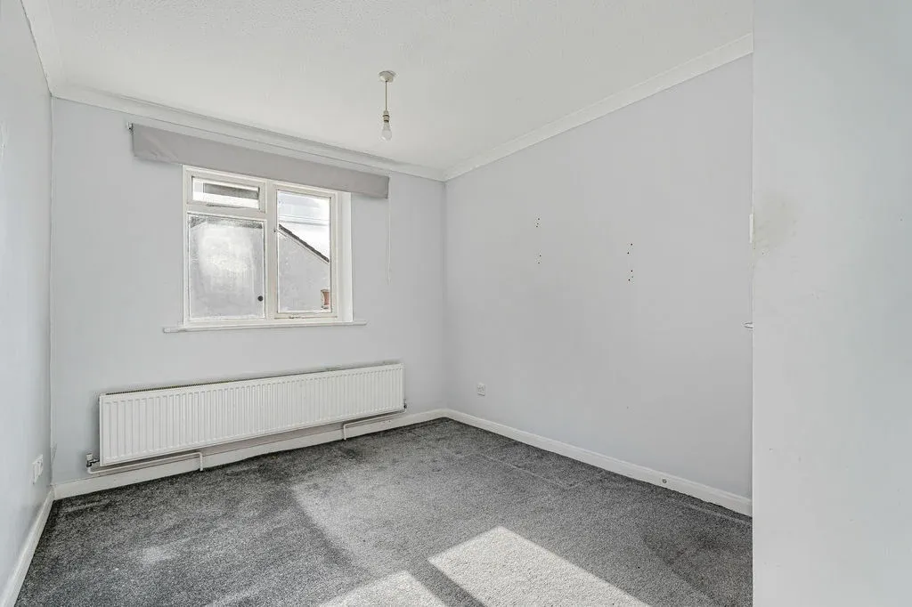 Regent Street, Bletchley, MK2, photo 11