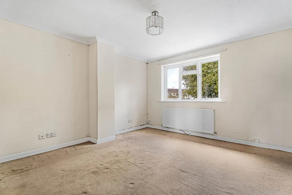 Regent Street, Bletchley, MK2, photo 13