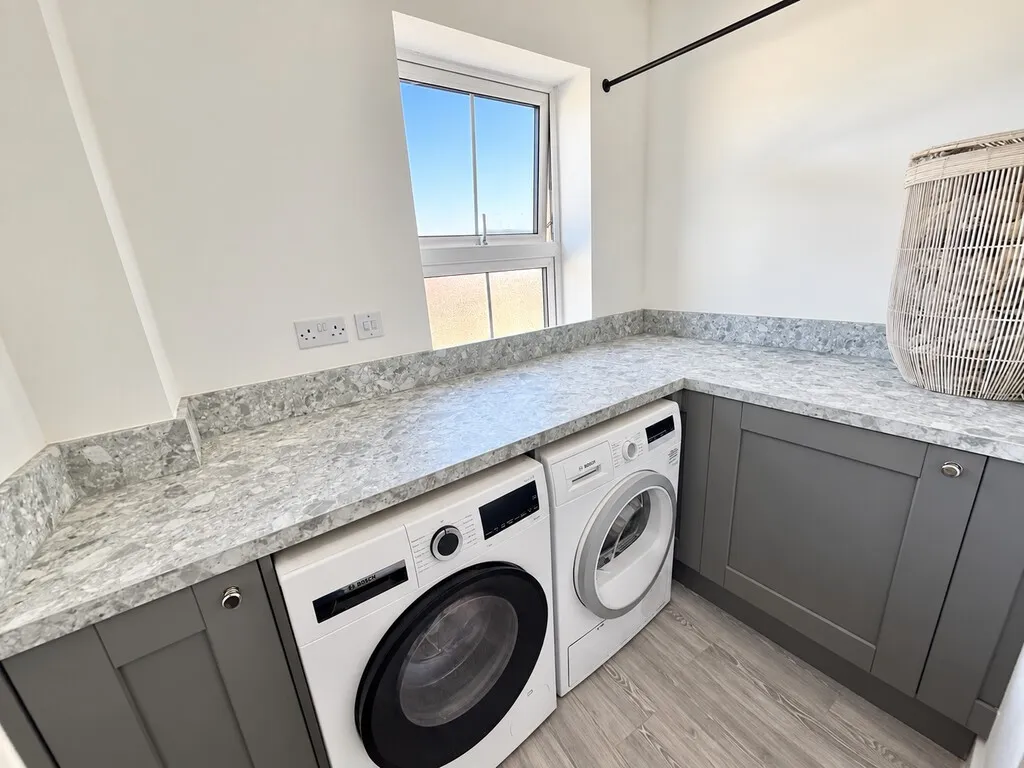 Mytchett, Camberley, photo 35