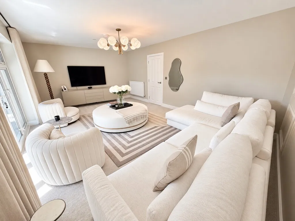 Mytchett, Camberley, photo 34