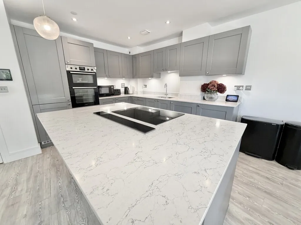 Mytchett, Camberley, photo 21
