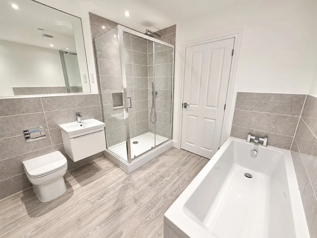 Mytchett, Camberley, photo 36