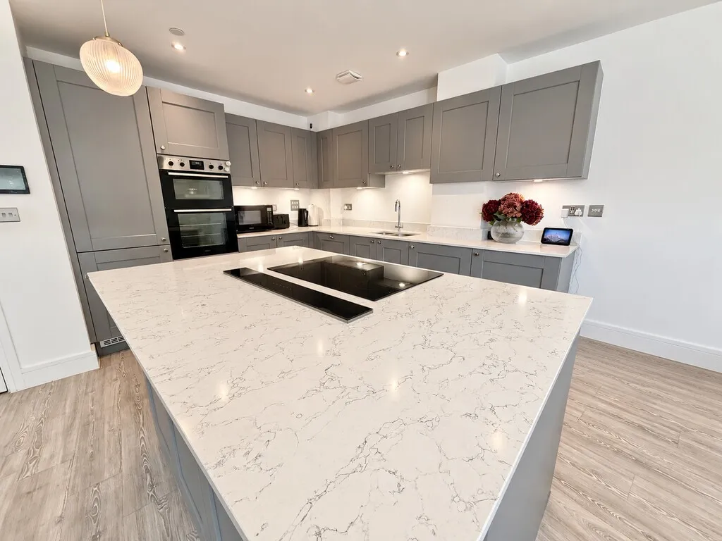 Mytchett, Camberley, photo 32
