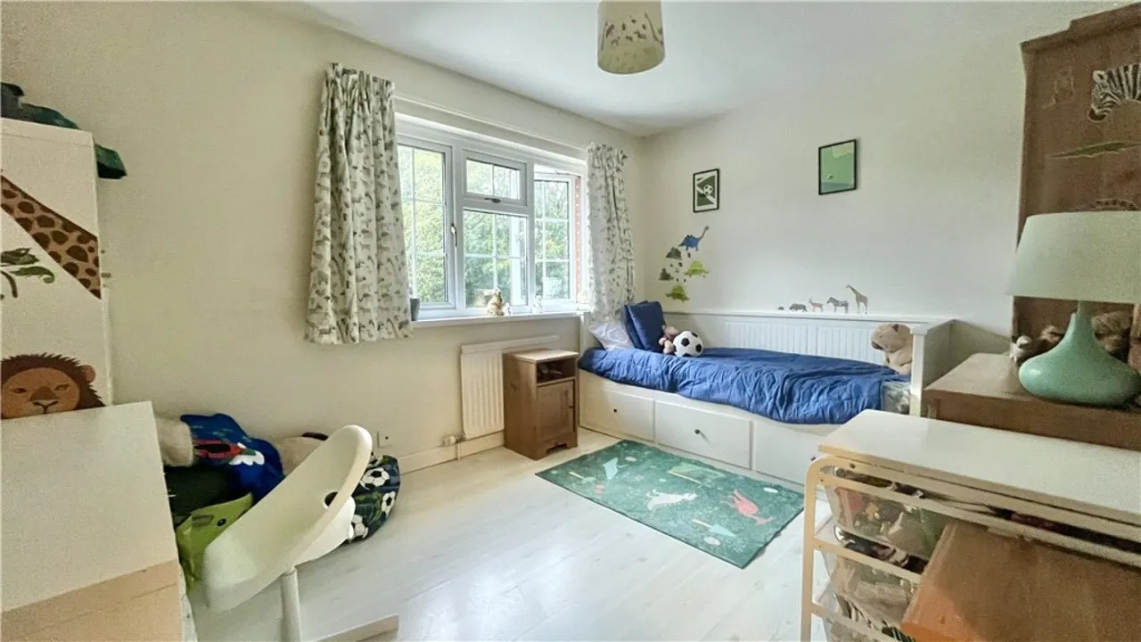 Nelson Close, Romsey, SO51, photo 9