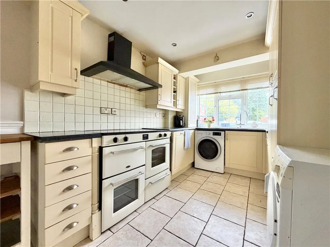Nelson Close, Romsey, SO51, photo 3