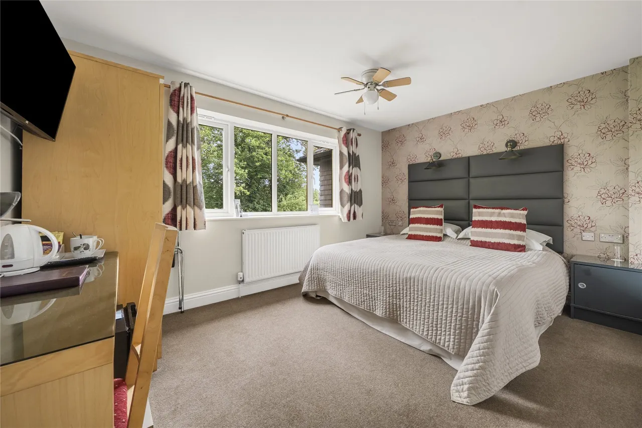 London Road, Wrotham Heath, Sevenoaks, Kent, TN15, photo 11