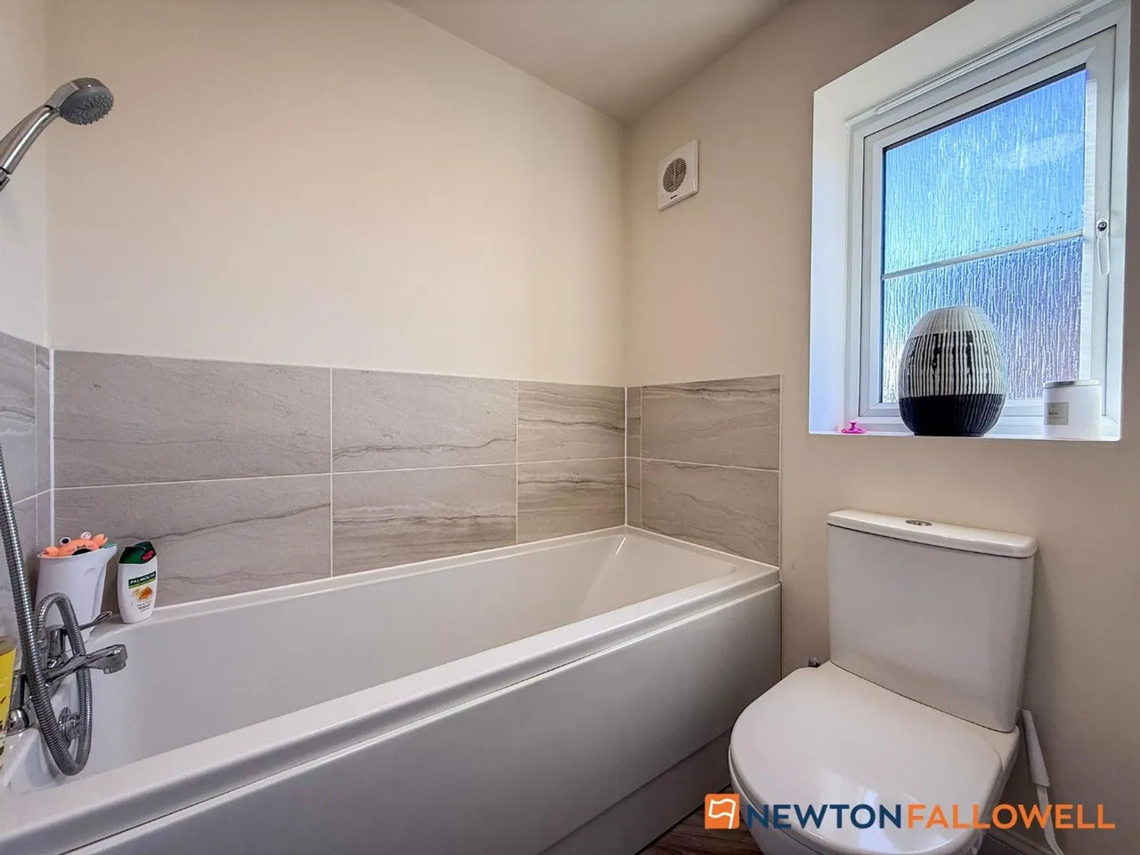 Digby Avenue, Fernwood, NG24, photo 18