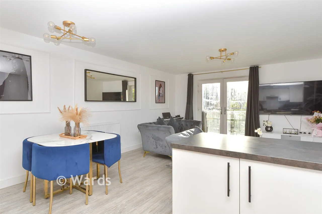 Eyres Drive, Castle Hill, DA10, photo 4