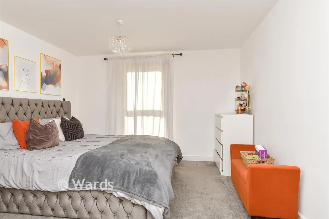 Eyres Drive, Castle Hill, DA10, photo 6