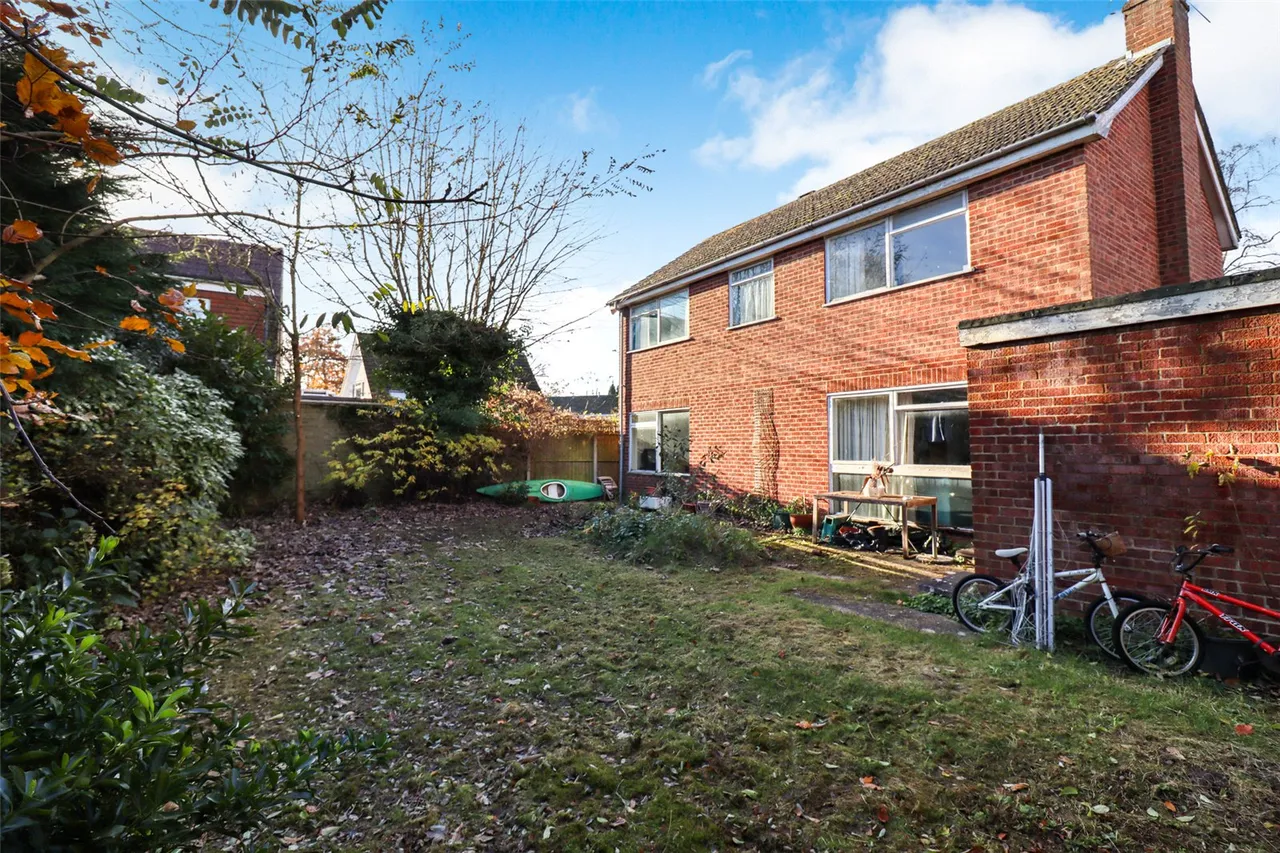 Dinorben Avenue, Fleet, Hampshire, GU52 7SQ, photo 7