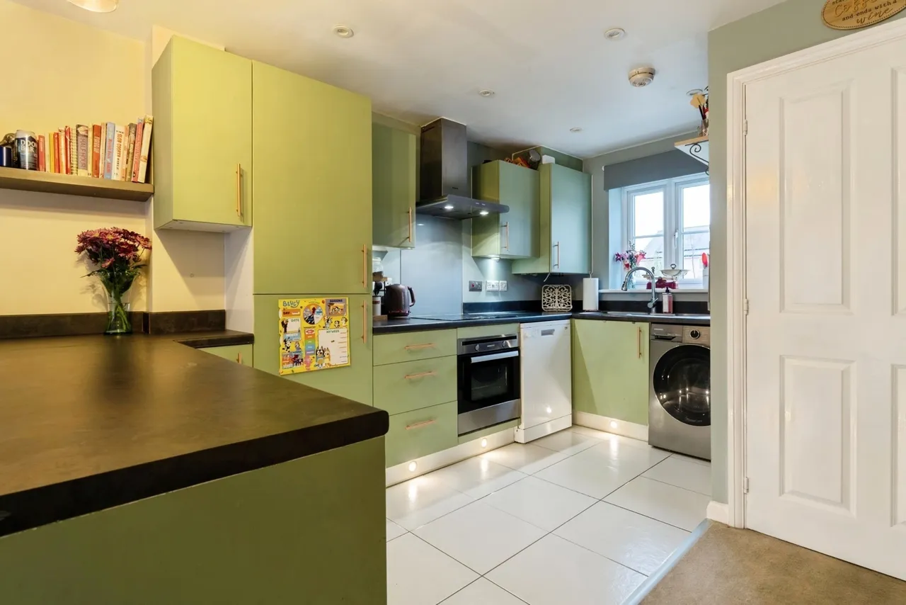 Peregrine Grove, Wymondham, NR18, photo 5
