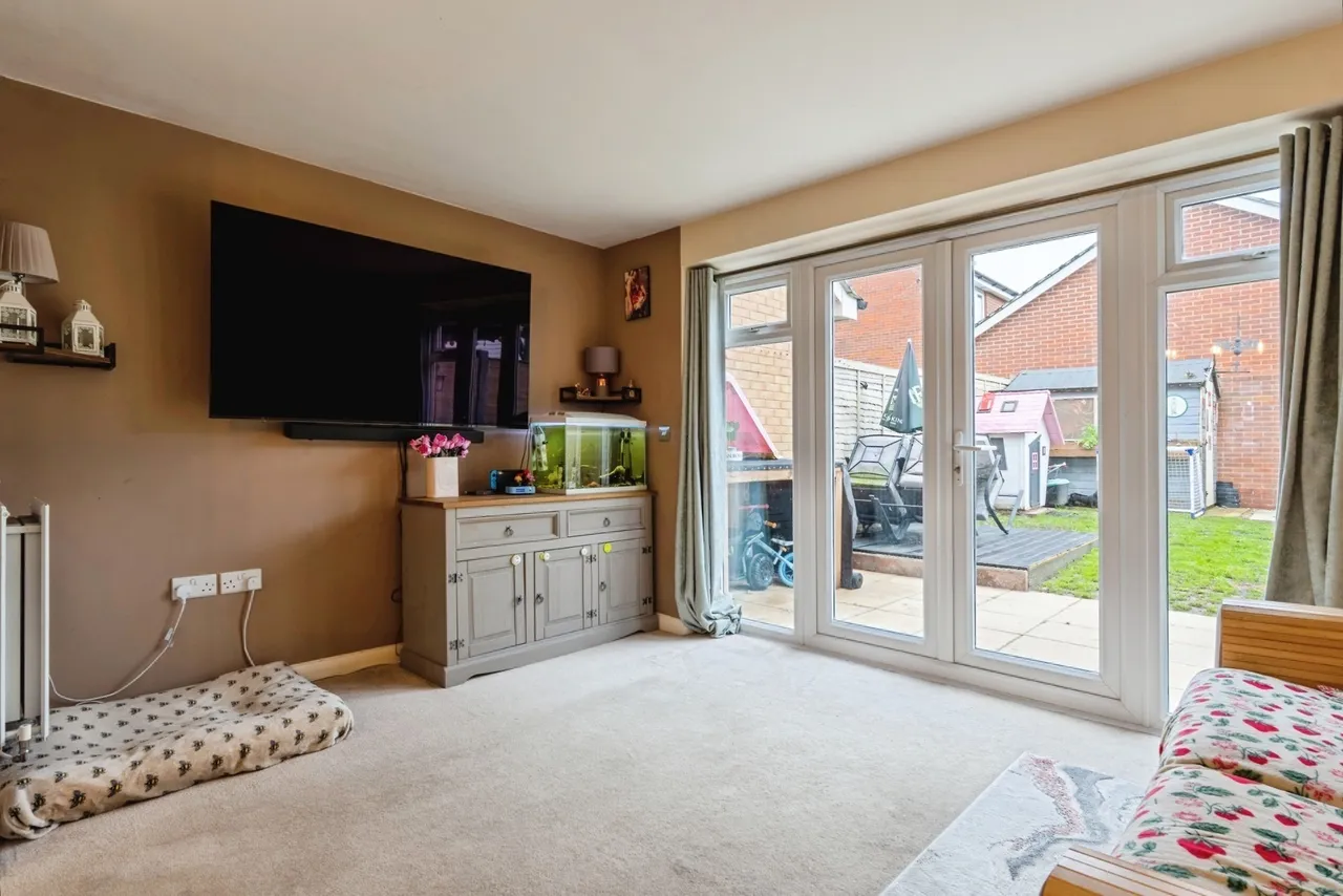 Peregrine Grove, Wymondham, NR18, photo 8