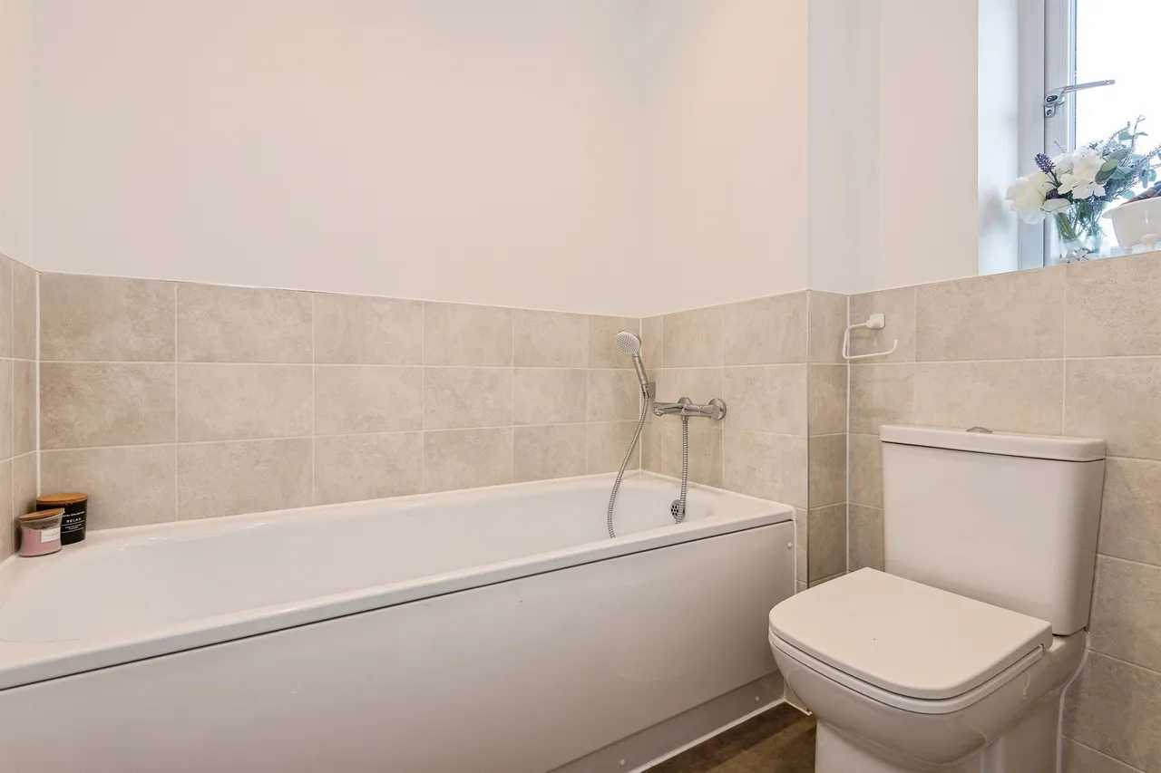Apple Tree Close, Norton Fitzwarren, TA2, photo 20