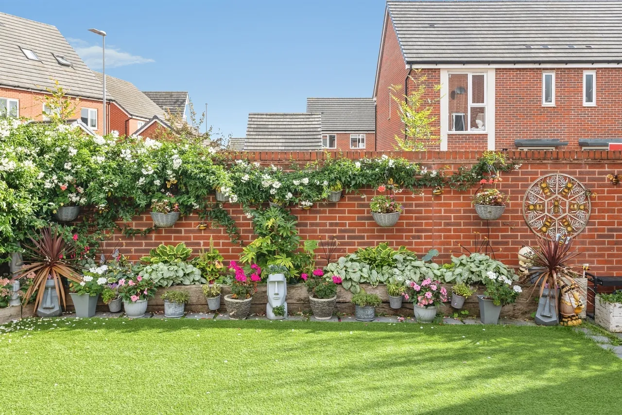 Apple Tree Close, Norton Fitzwarren, TA2, photo 25