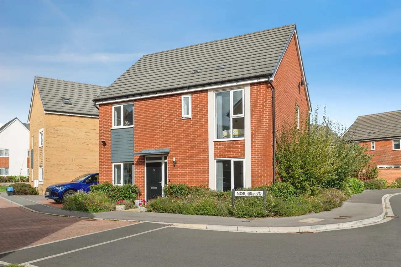 Apple Tree Close, Norton Fitzwarren, TA2, photo 27