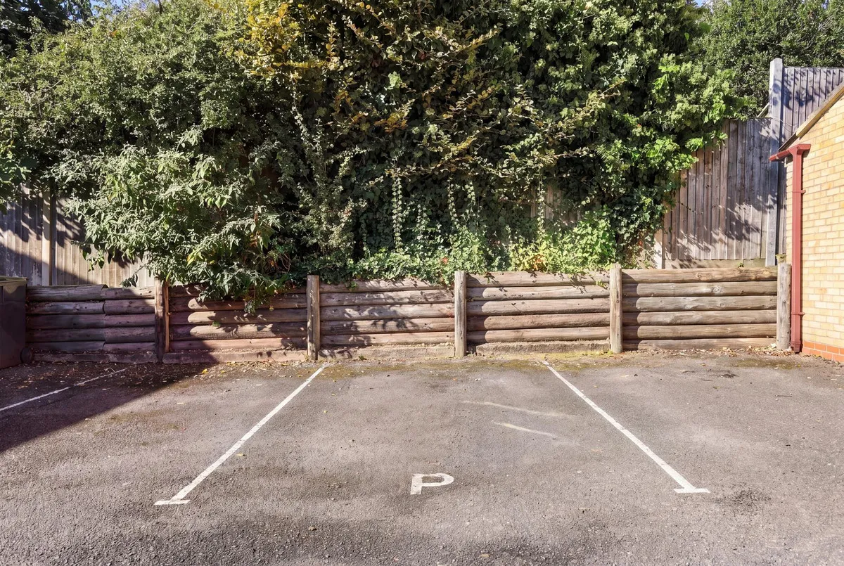 Princes Road, Buckhurst Hill, IG9, photo 17