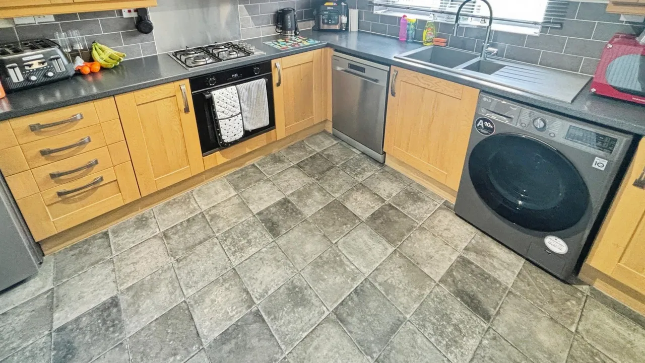 Adelaide Close, Waddington, LN5, photo 3