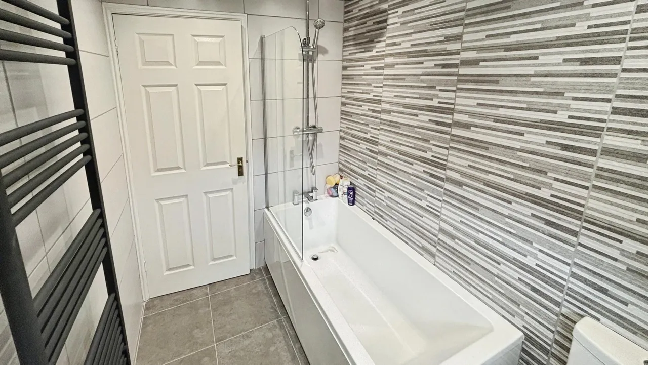 Adelaide Close, Waddington, LN5, photo 12
