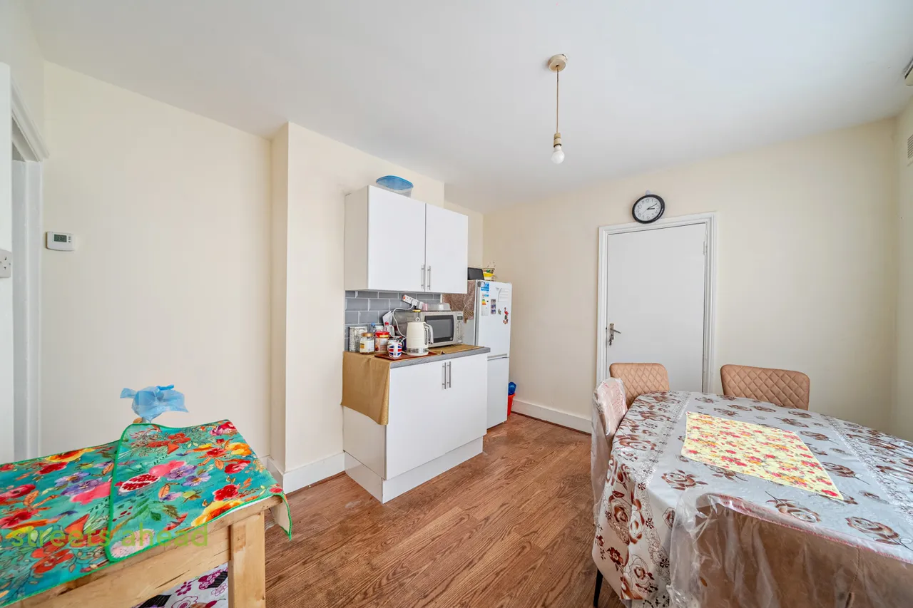 Bensham Lane, Thornton Heath, CR7, photo 7