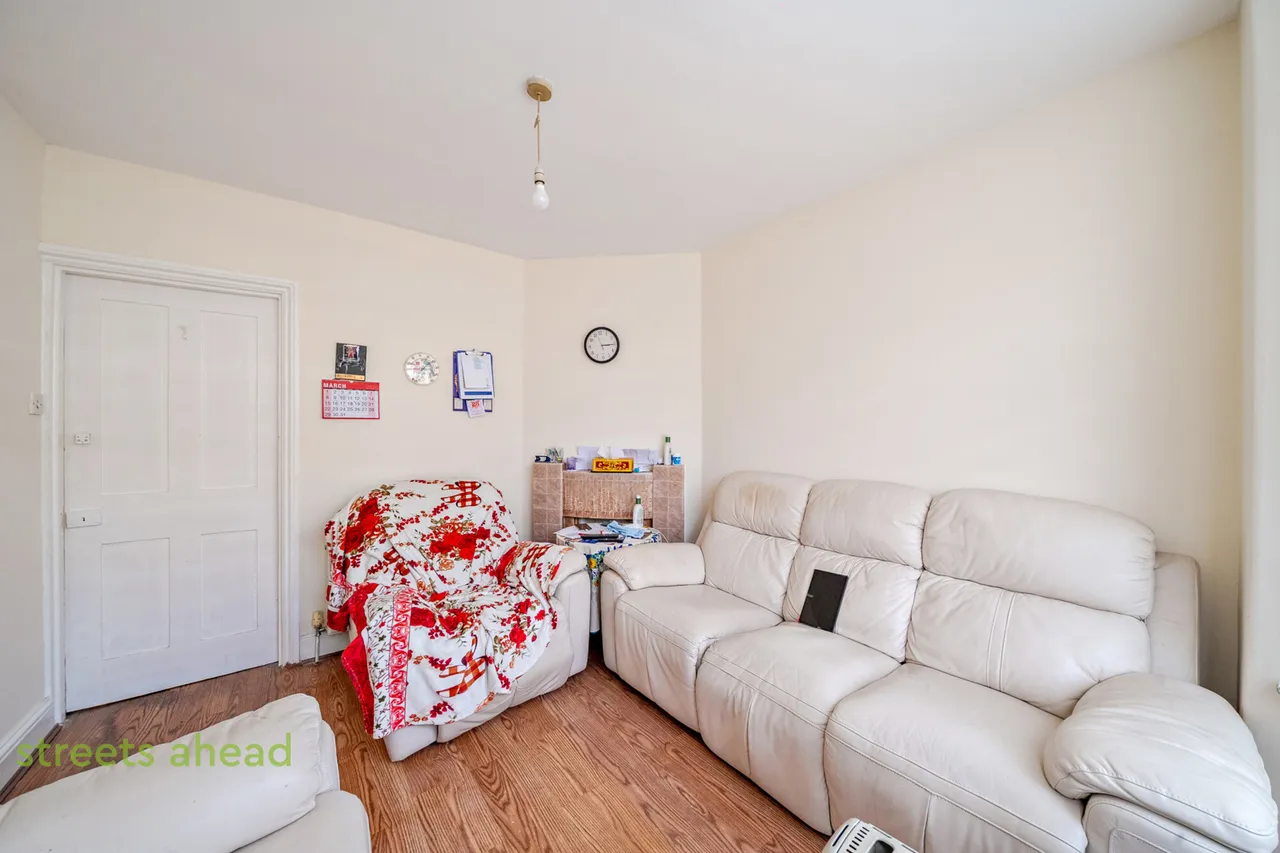 Bensham Lane, Thornton Heath, CR7, photo 9