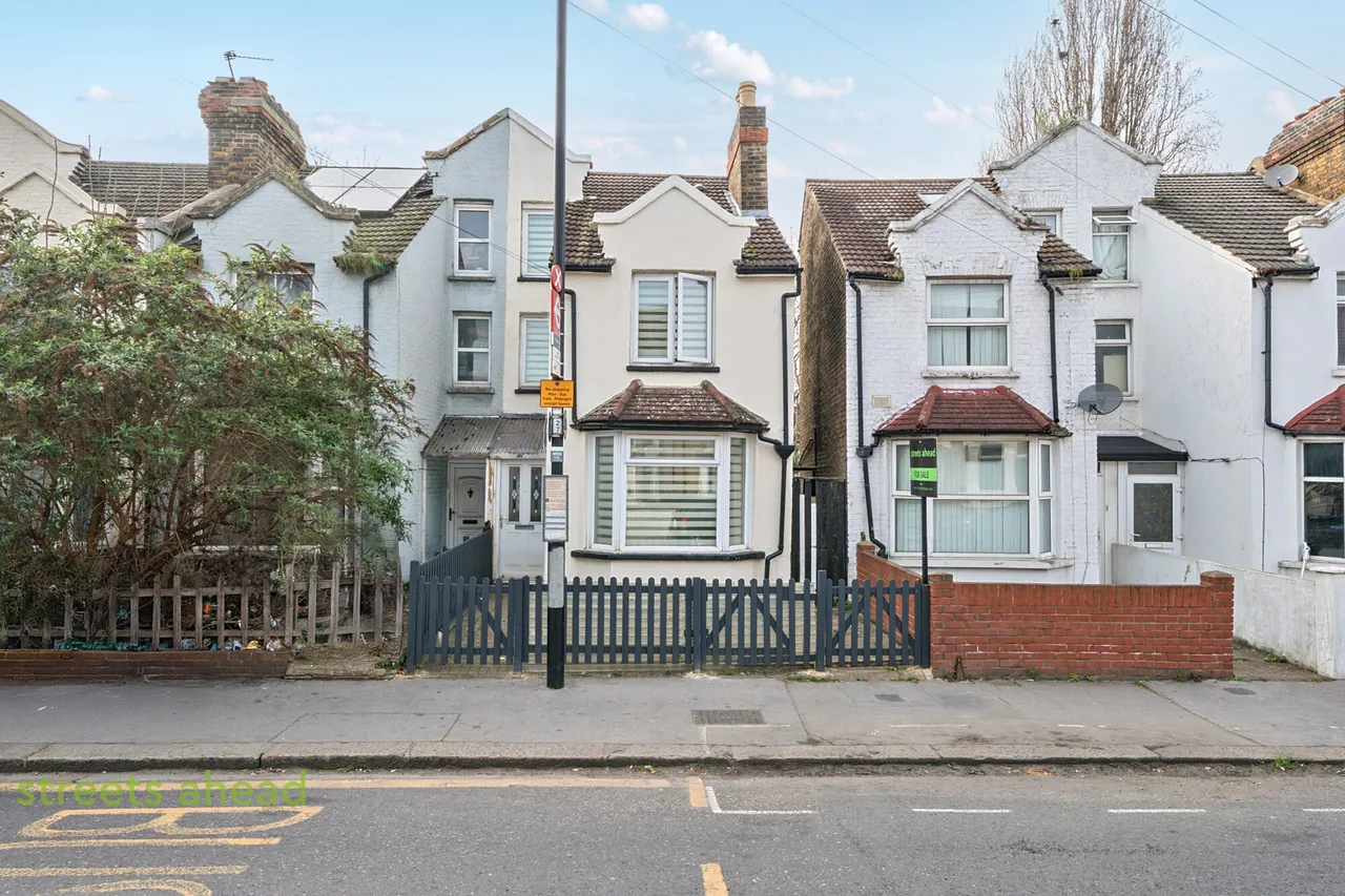 3 bed house for sale, Bensham Lane, Thornton Heath, CR7