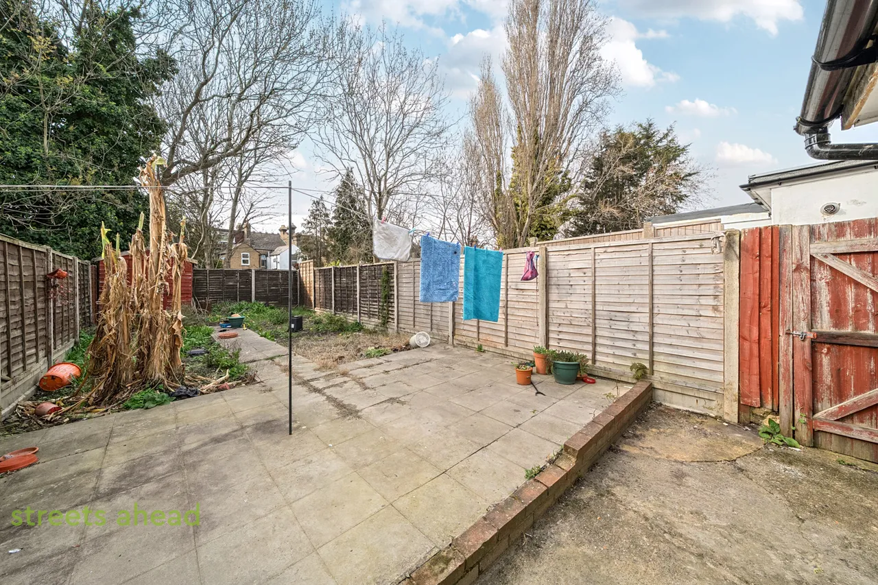 Bensham Lane, Thornton Heath, CR7, photo 11