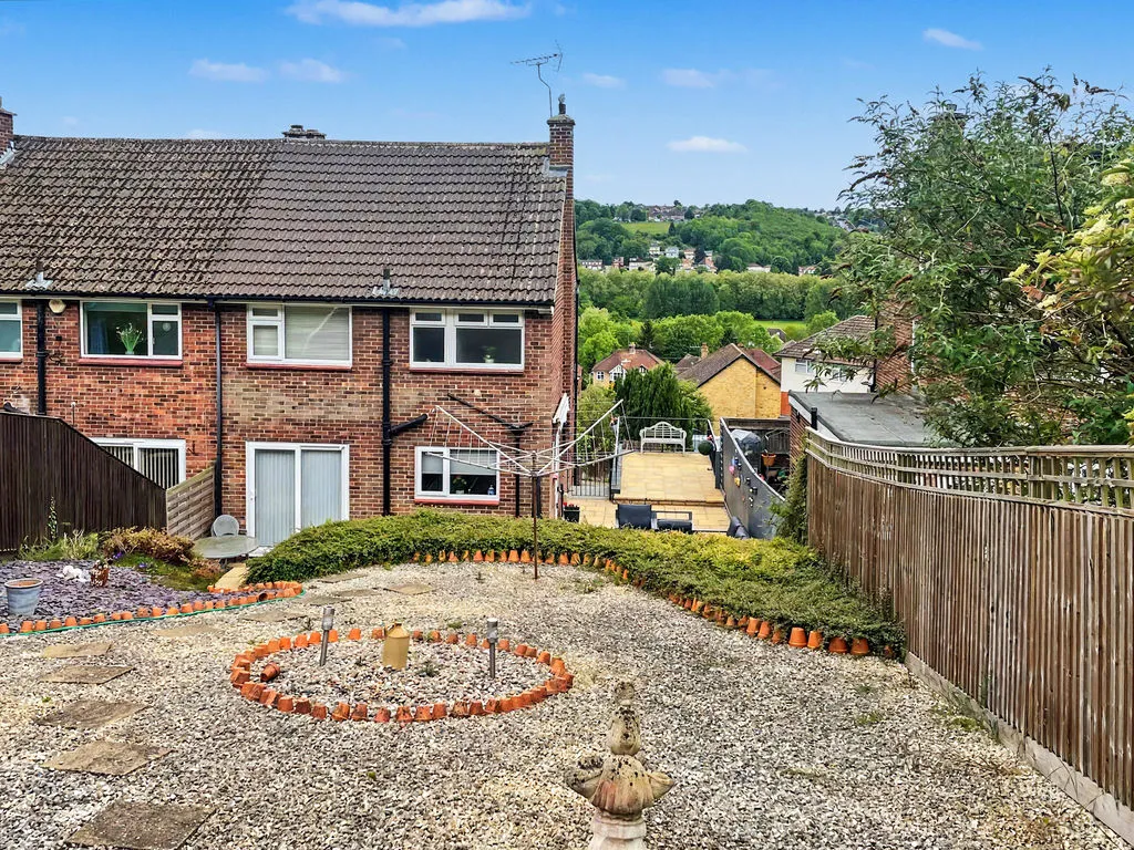 Merrydown, High Wycombe HP13 5NQ, photo 13