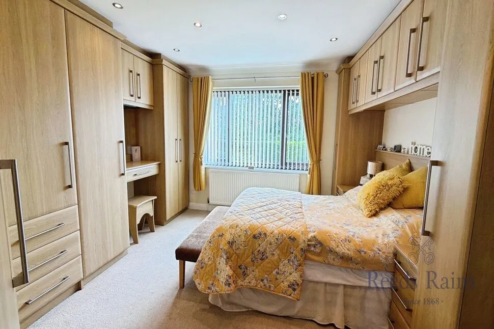 Doncaster Road, Whitley, DN14, photo 7