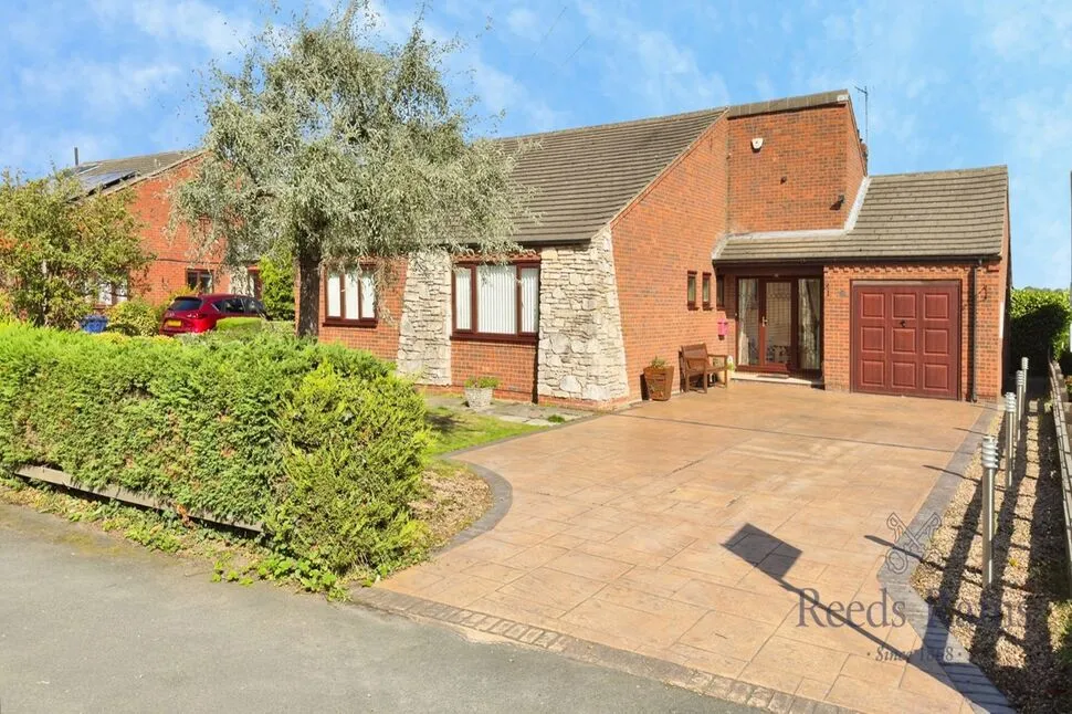 Doncaster Road, Whitley, DN14, photo 21