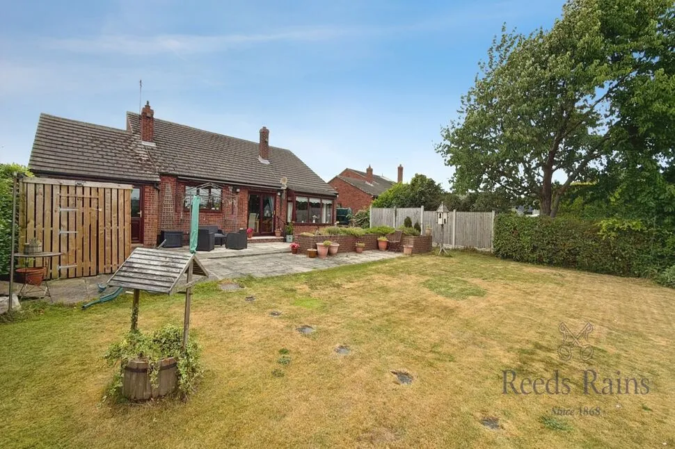 Doncaster Road, Whitley, DN14, photo 17