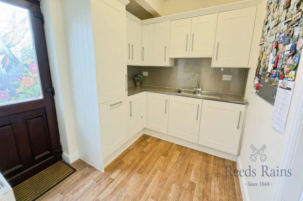 Doncaster Road, Whitley, DN14, photo 11