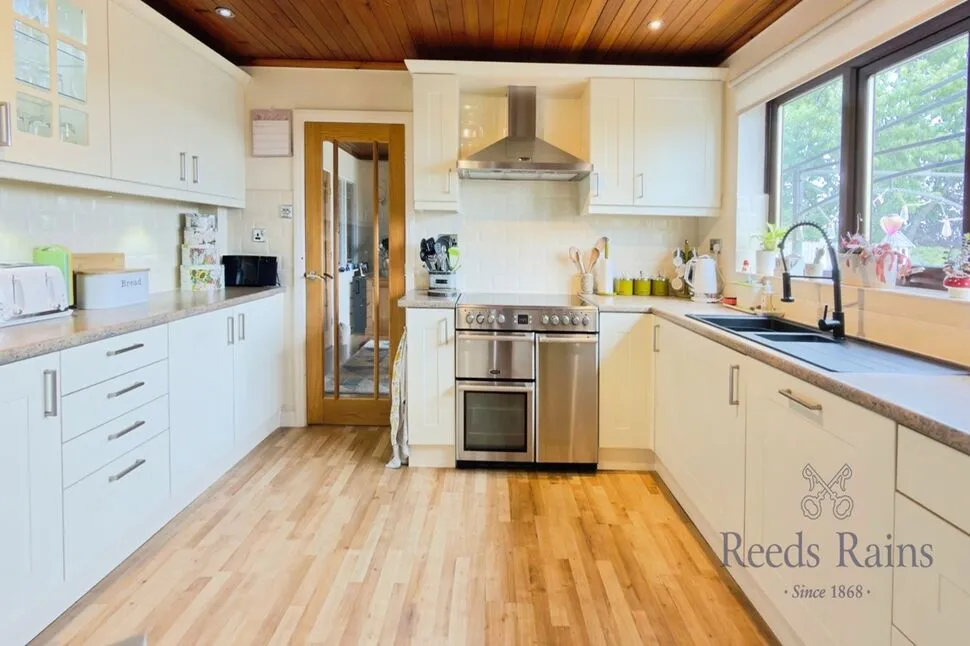 Doncaster Road, Whitley, DN14, photo 16
